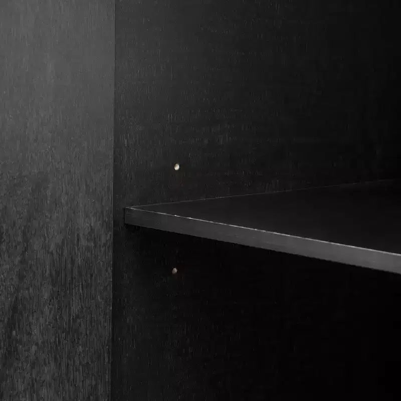 Aparador de madera con almacenamiento, estantes ajustables y tiradores dorados para comedor y sala de estar, color gris pardo