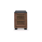 Mesa auxiliar Kallari con armario de almacenamiento de madera de dos tonos, marrón cálido