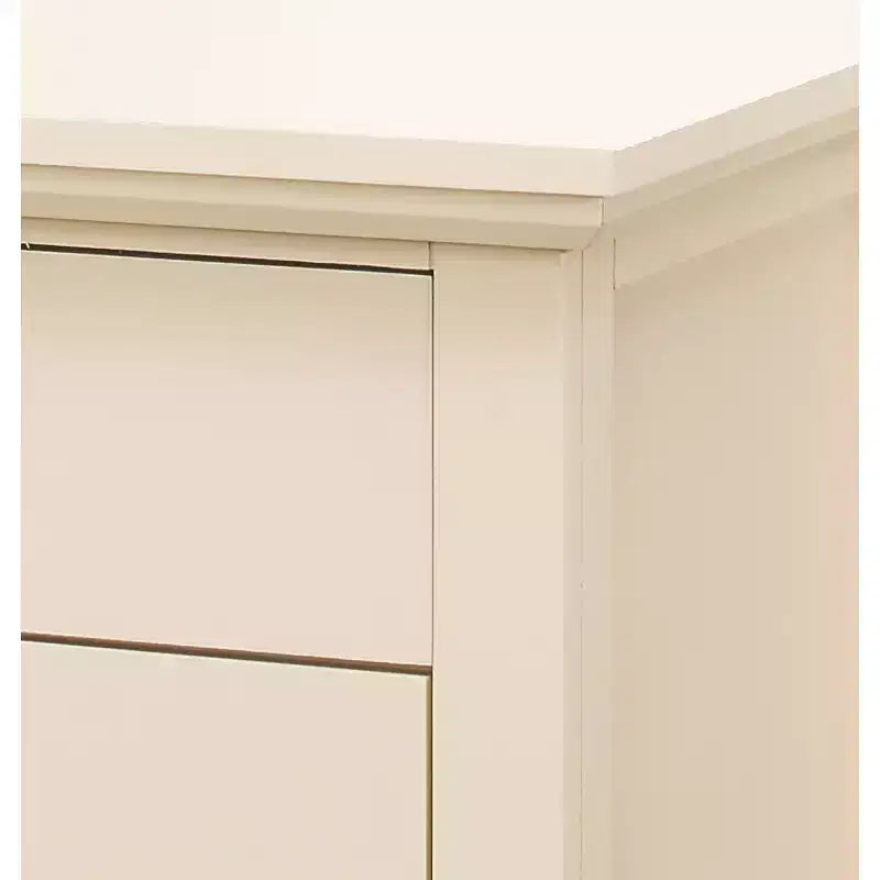 Mesita de Noche Beige de 26x24x18 con Estante Abierto y Tablero Espacioso, Mesita de Noche Informal para Almacenamiento en el Dormitorio y Acabado Neutro con Estilo