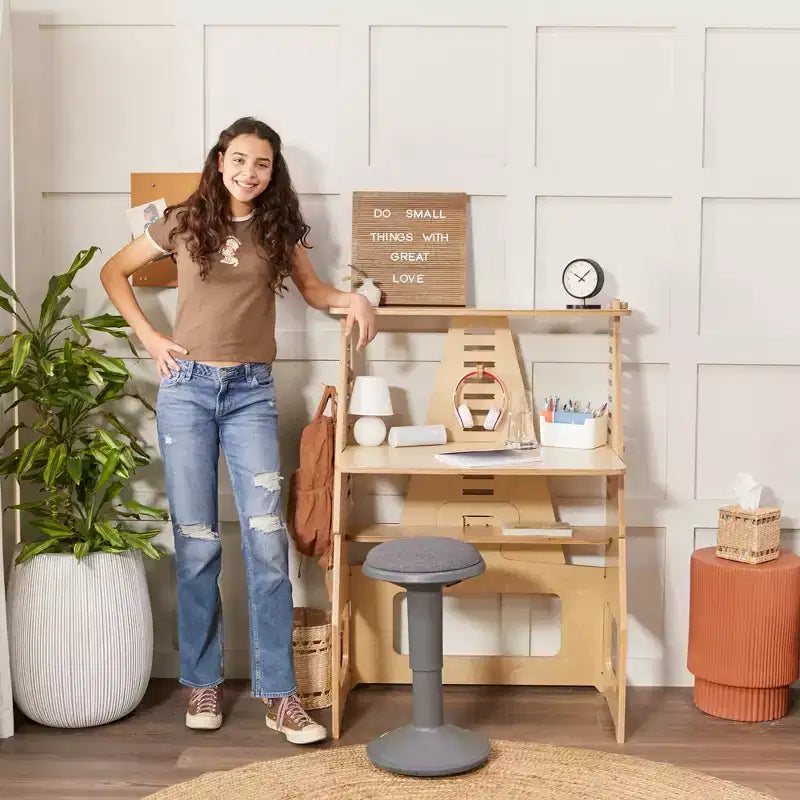 Escritorio de Madera "Crece Conmigo" para Sentarse o Estar de Pie, Ajustable, Mueble Montessori, Natural