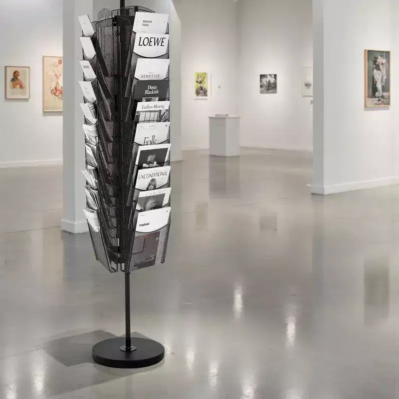 Expositor de folletos giratorio, expositor de literatura para revistas de malla de 30 bolsillos, revistero portátil de pie, negro