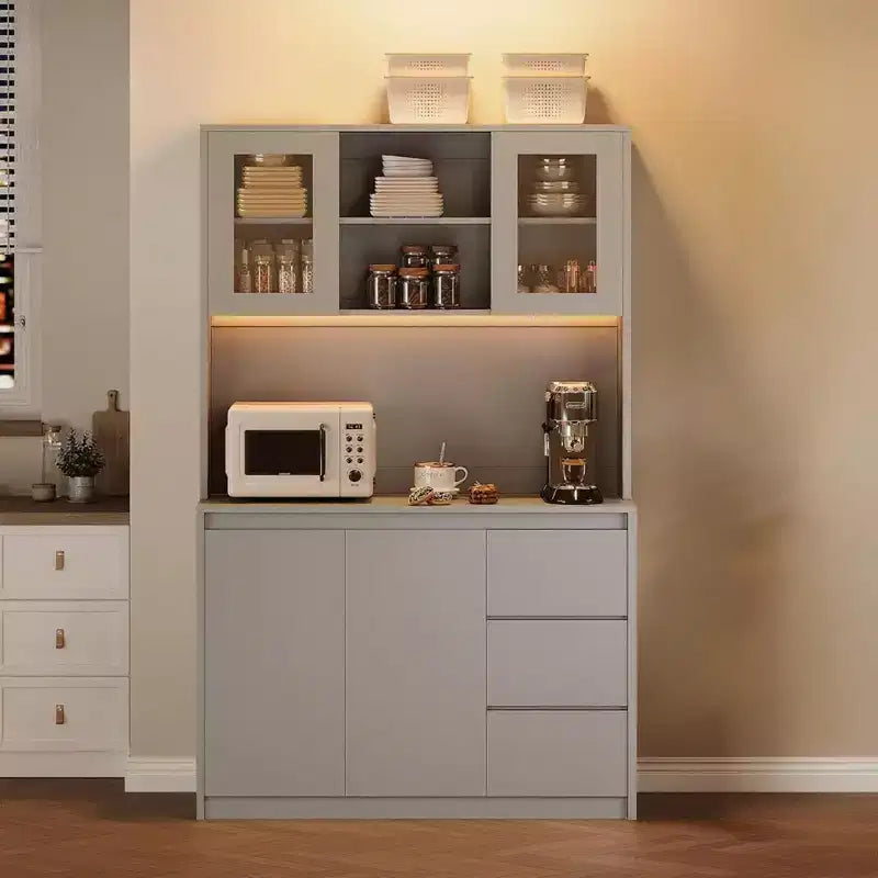 Alacena de despensa de cocina con estación de carga, almacenamiento moderno para despensa y soporte para microondas, organizador de despensa alto con encimera